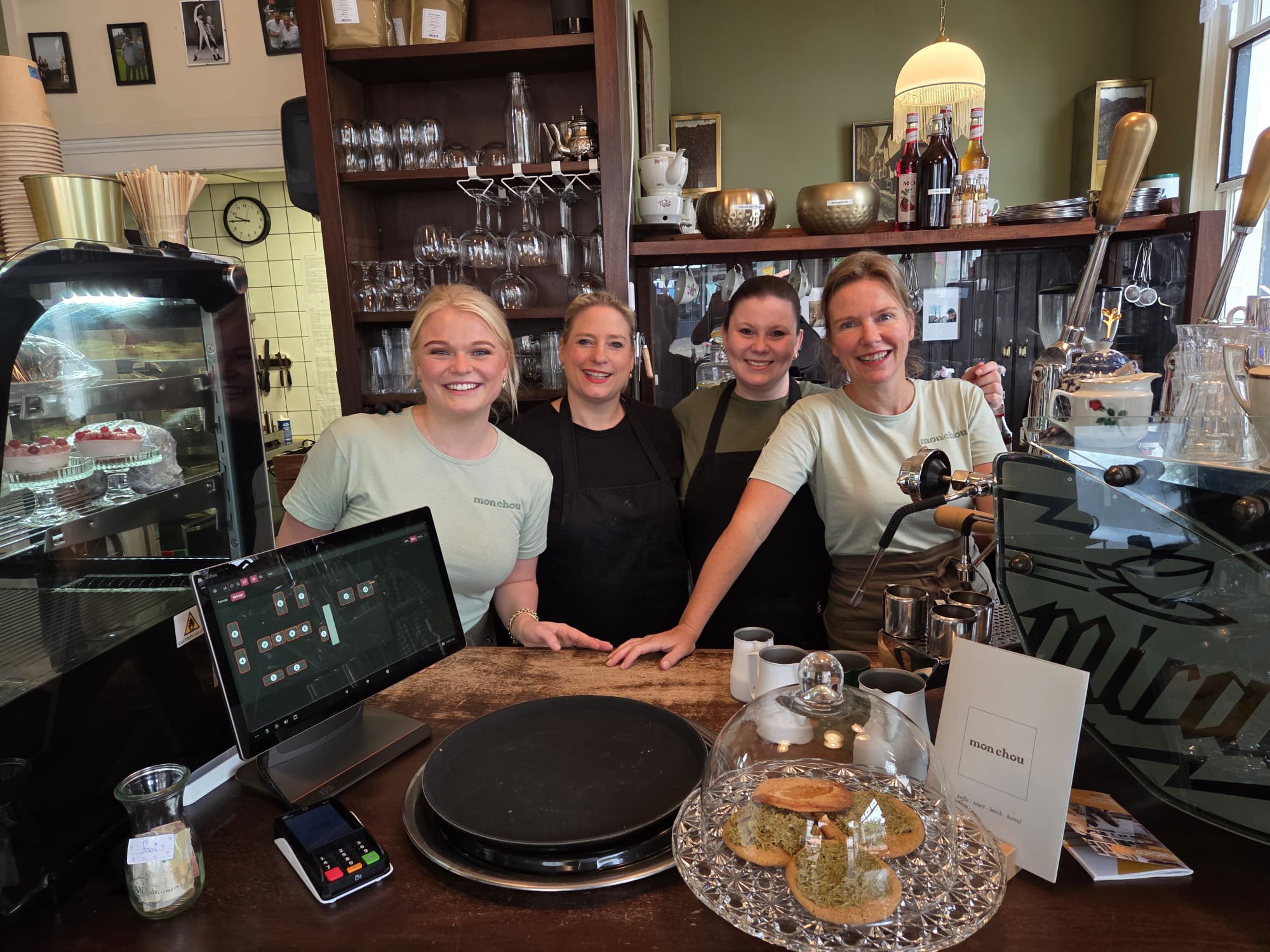 Sibrecht Benning met haar team